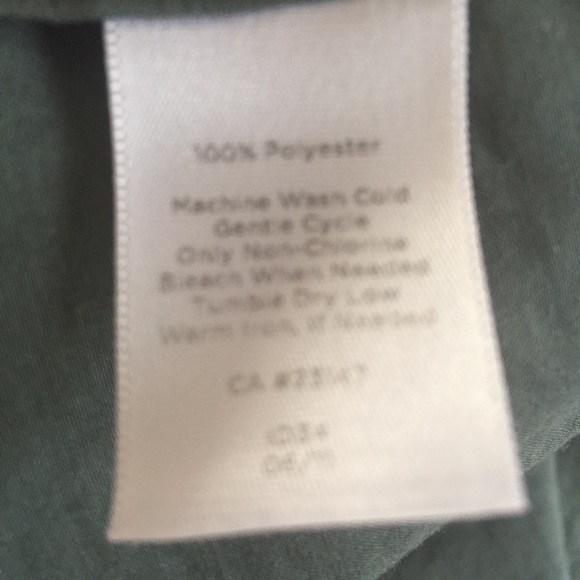 TALBOTS silk looking top - Picture 6 of 6